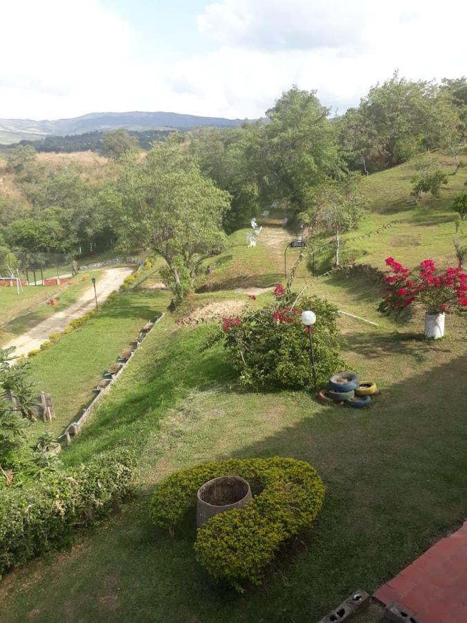 Hotel Campestre La Loma Куріті Екстер'єр фото